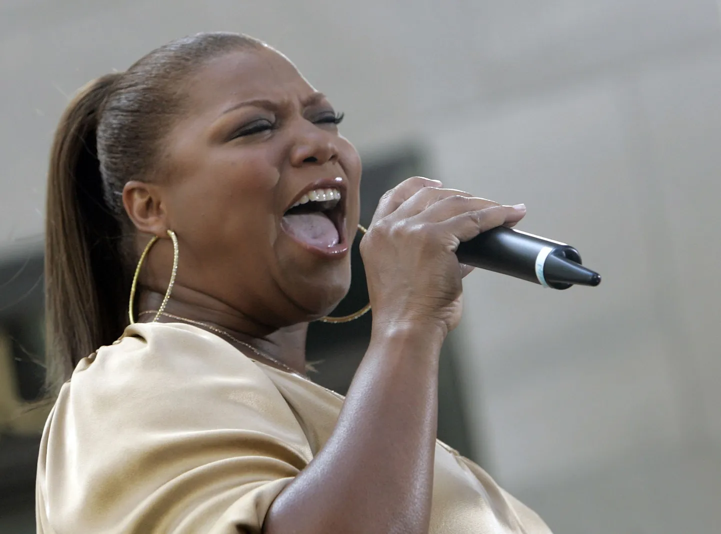 Queen Latifah.