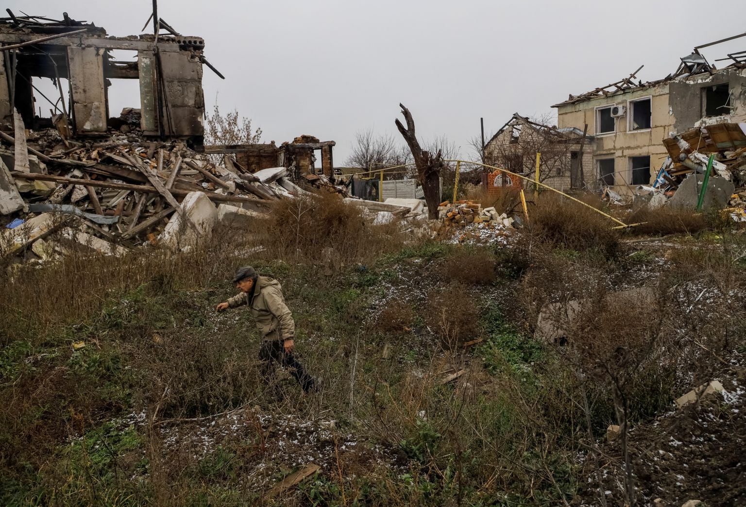 Разрушенные дома в Украине. 7 декабря 2022 года
