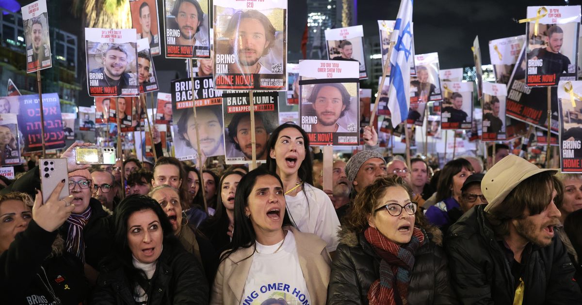 100 PÄEVA PÕRGUS ⟩ Tel Avivis nõuti meeleavaldusel pantvangide kohest vabastamist