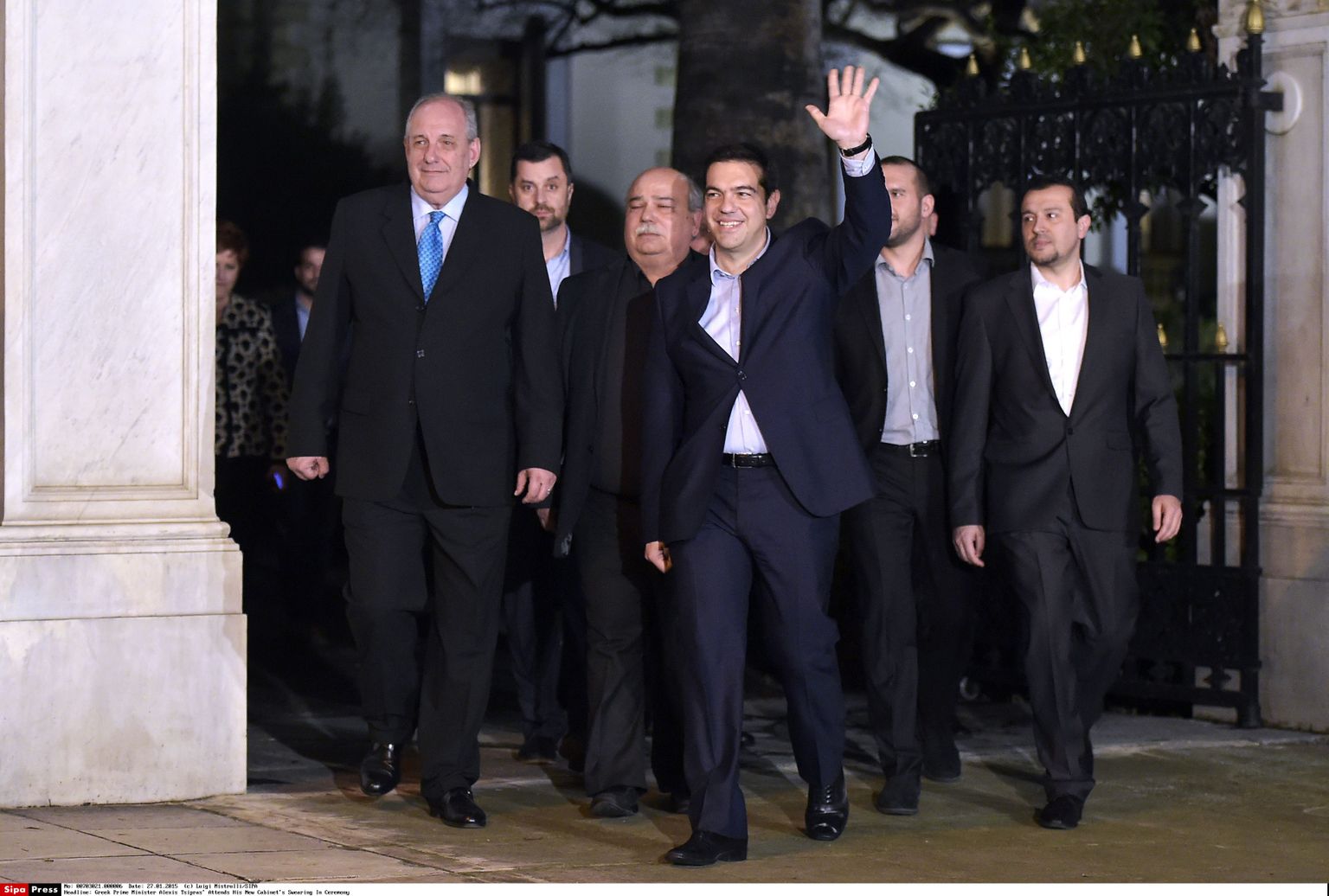 Kreeka peaminister Alexis Tsipras koos oma uue valitsuskabinetiga.