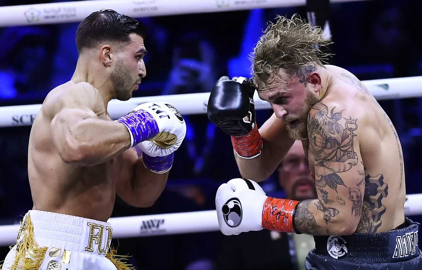 Tommy Fury (vasakul) ja Jake Paul.