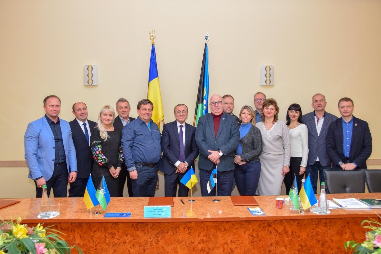 Lääne-Virumaa delegatsioon külas Ida-Ukrainas.