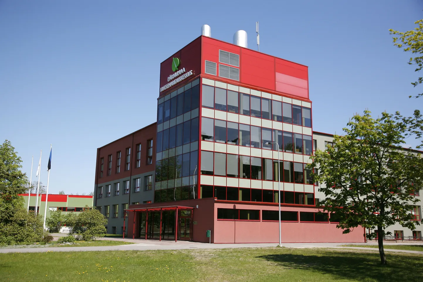 Täna külastavad suursaadikud Pärnumaa kutsehariduskeskust (pildil) ja ASi Wendret.