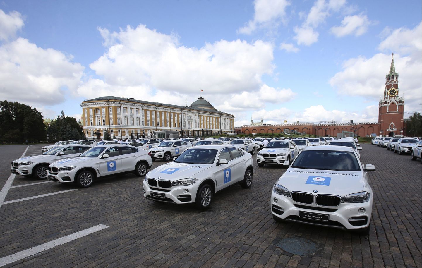 Автомобили в подарок российским медалистам Олимпиады-2016.
