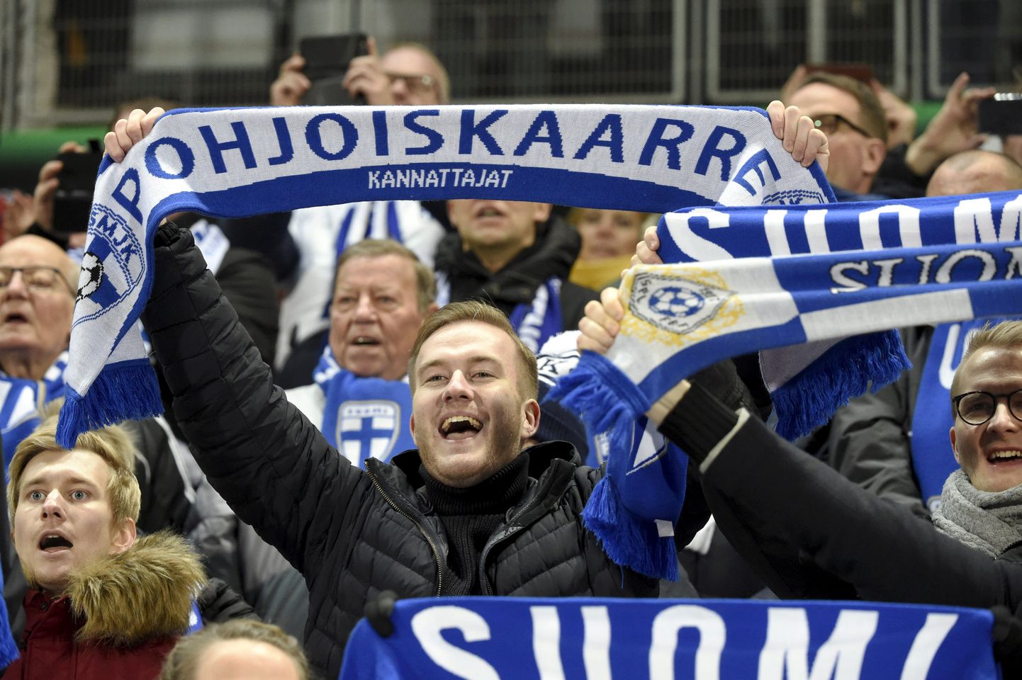 Soome jalgpallifännid.