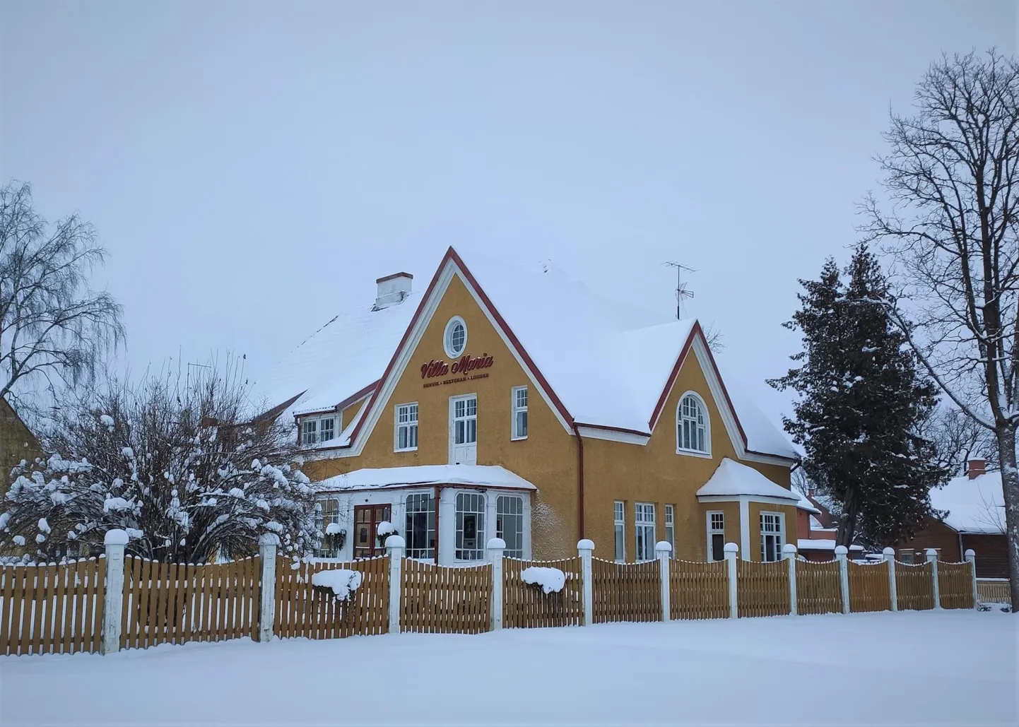 Villa Maria Viljandi asub 1909. aastal ehitatud väärikas ajaloolises juugendlike detailidega Gableri villas.