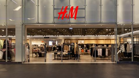 H&M уволит 1500 сотрудников