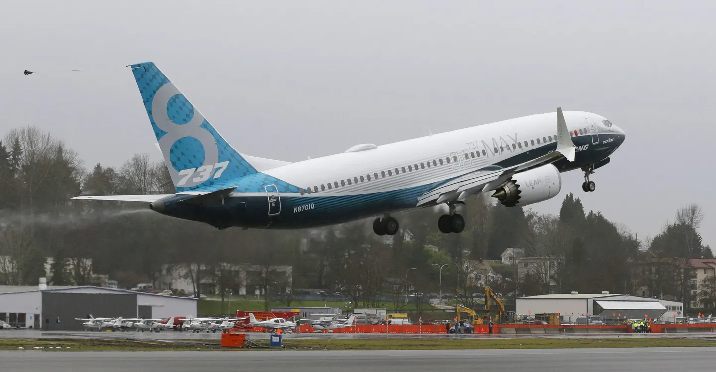 Boeing 737