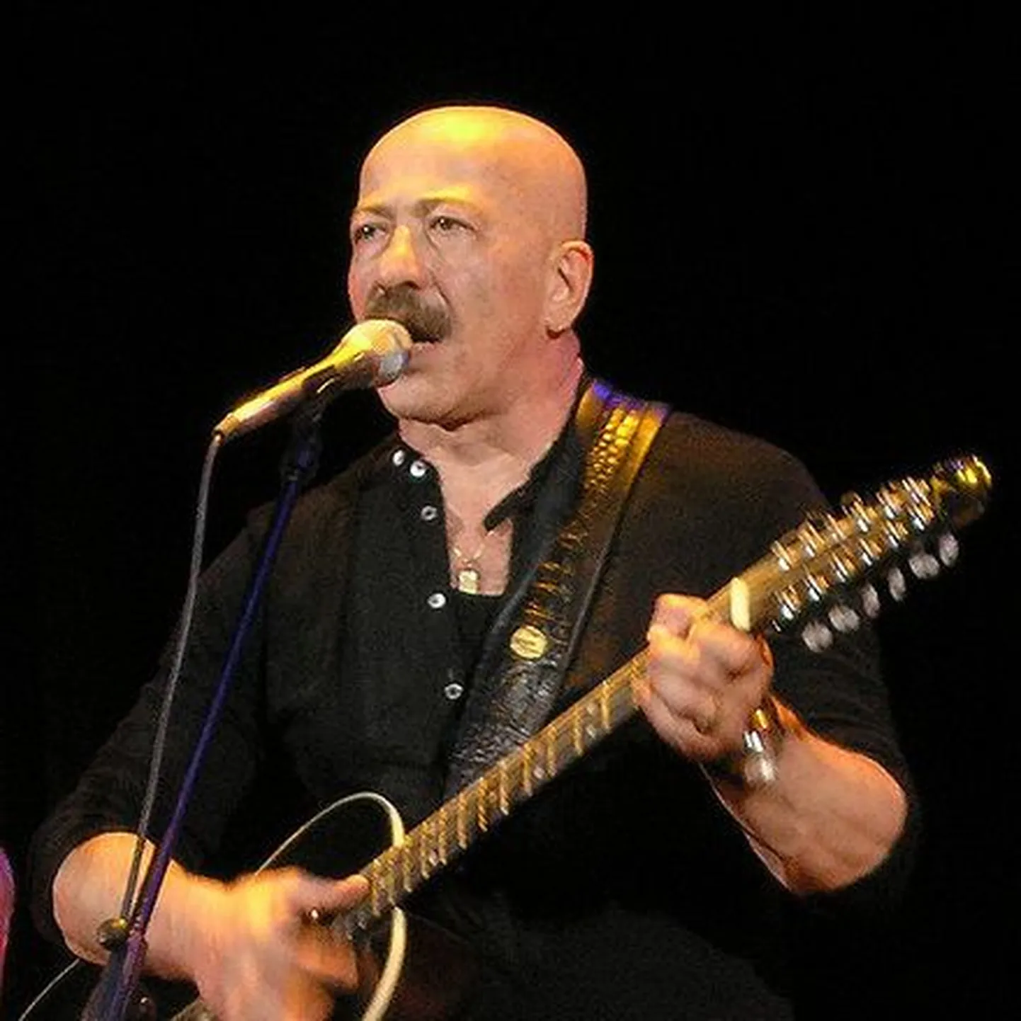 Aleksandr Rosenbaum.