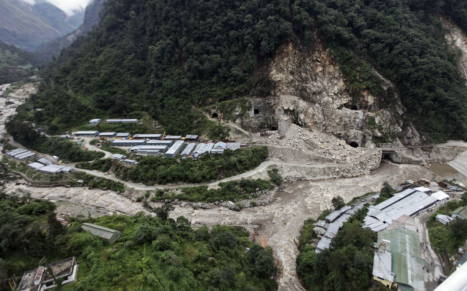 Geofüüsikud: Himaalajat võib tabada katastroofiline maavärin