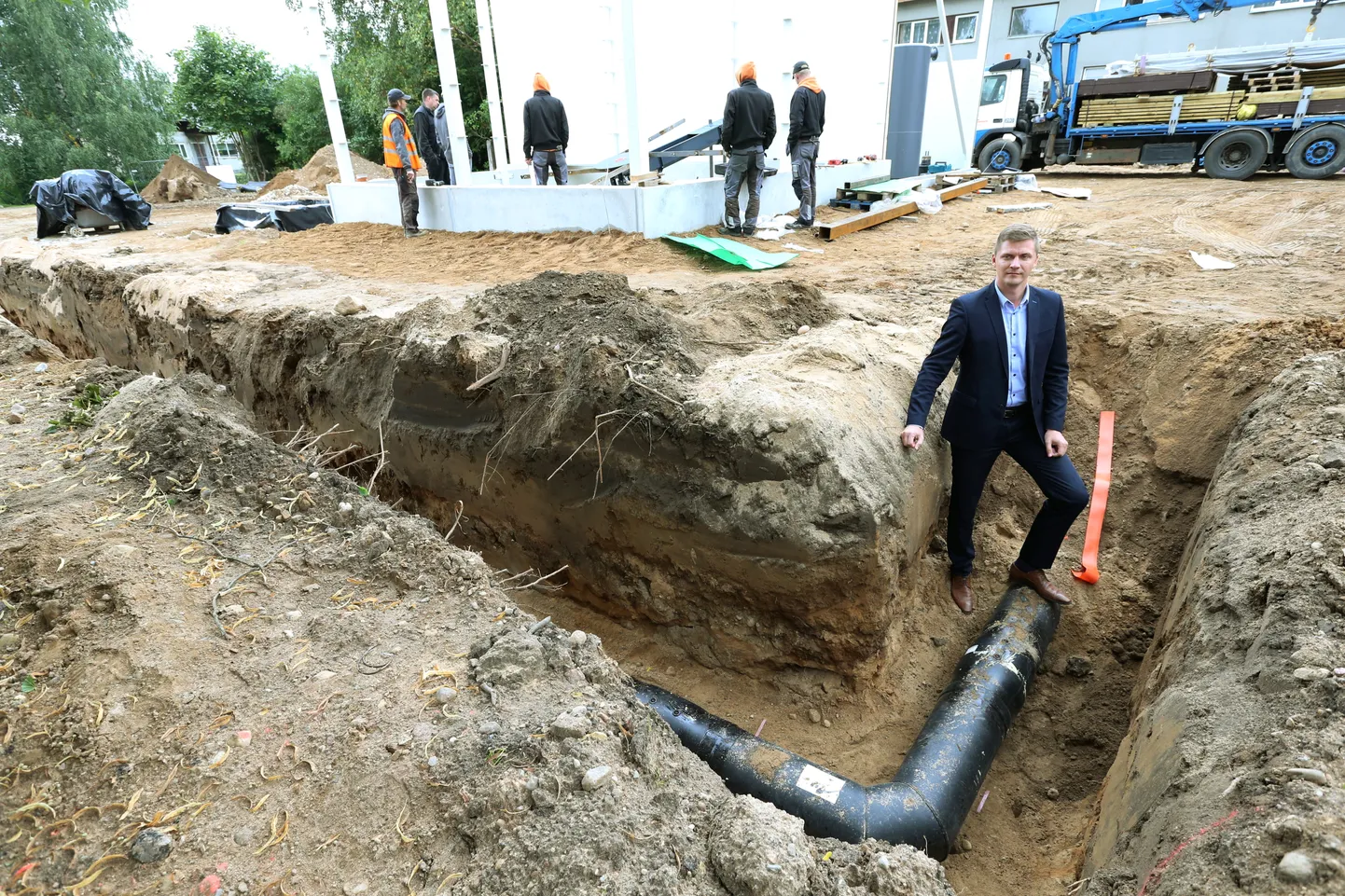 Elva abivallavanem Mikk Järv.