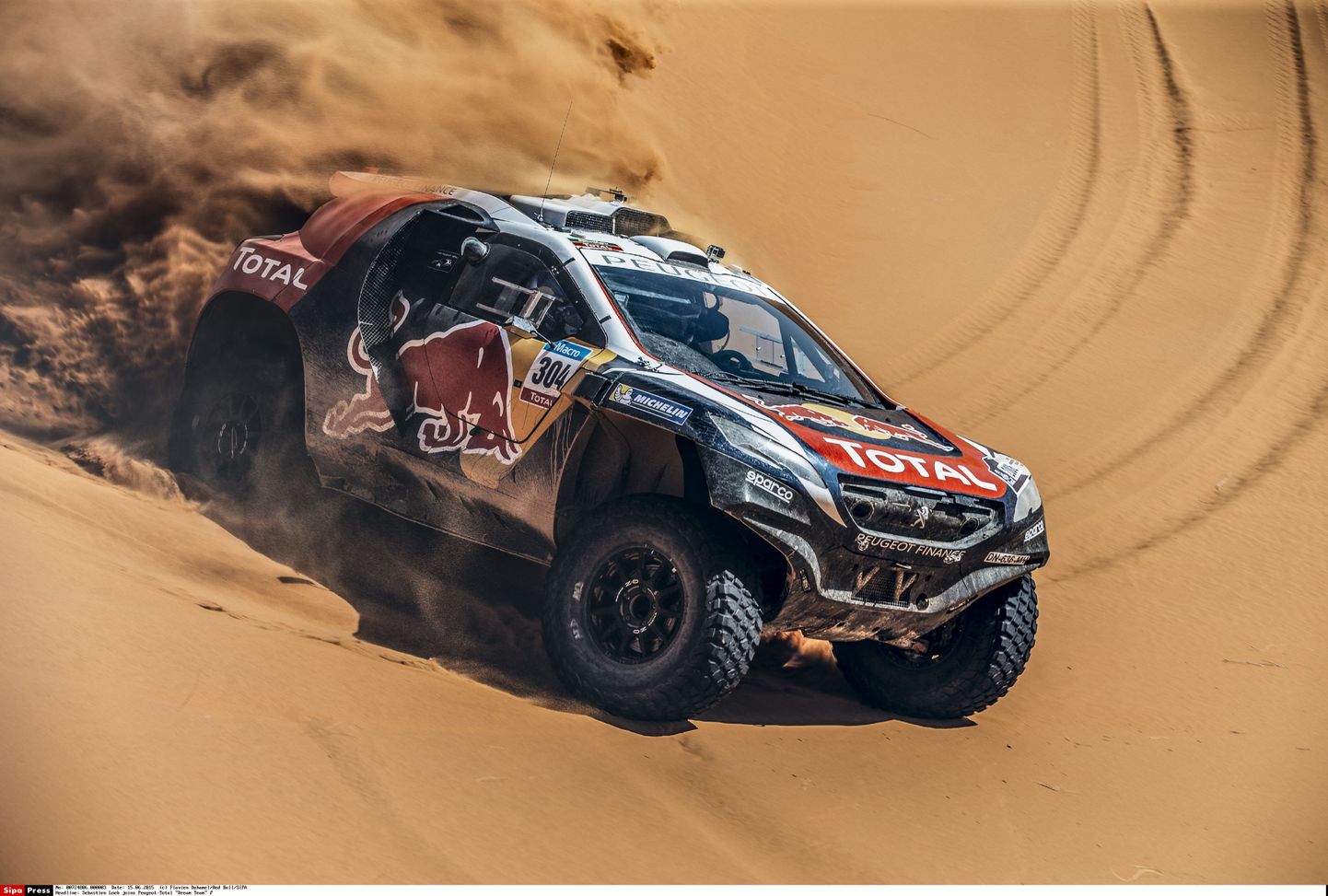 Sebastien Loeb testis Dakari võistlusautot esmakordselt juunis Marokos viibides.