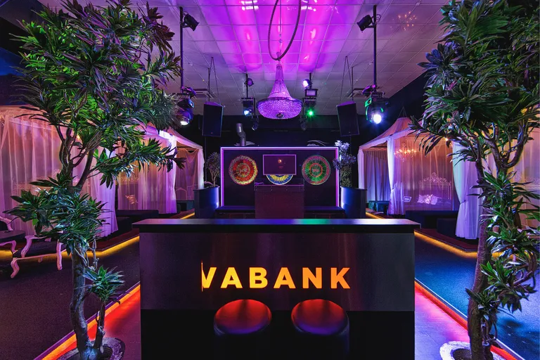 Ööklubi Vabank.