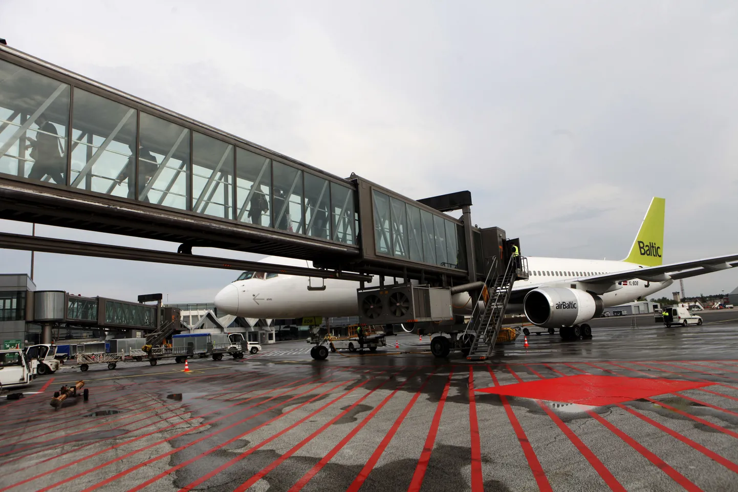 Air Balticu lennuk Riia lennujaamas.