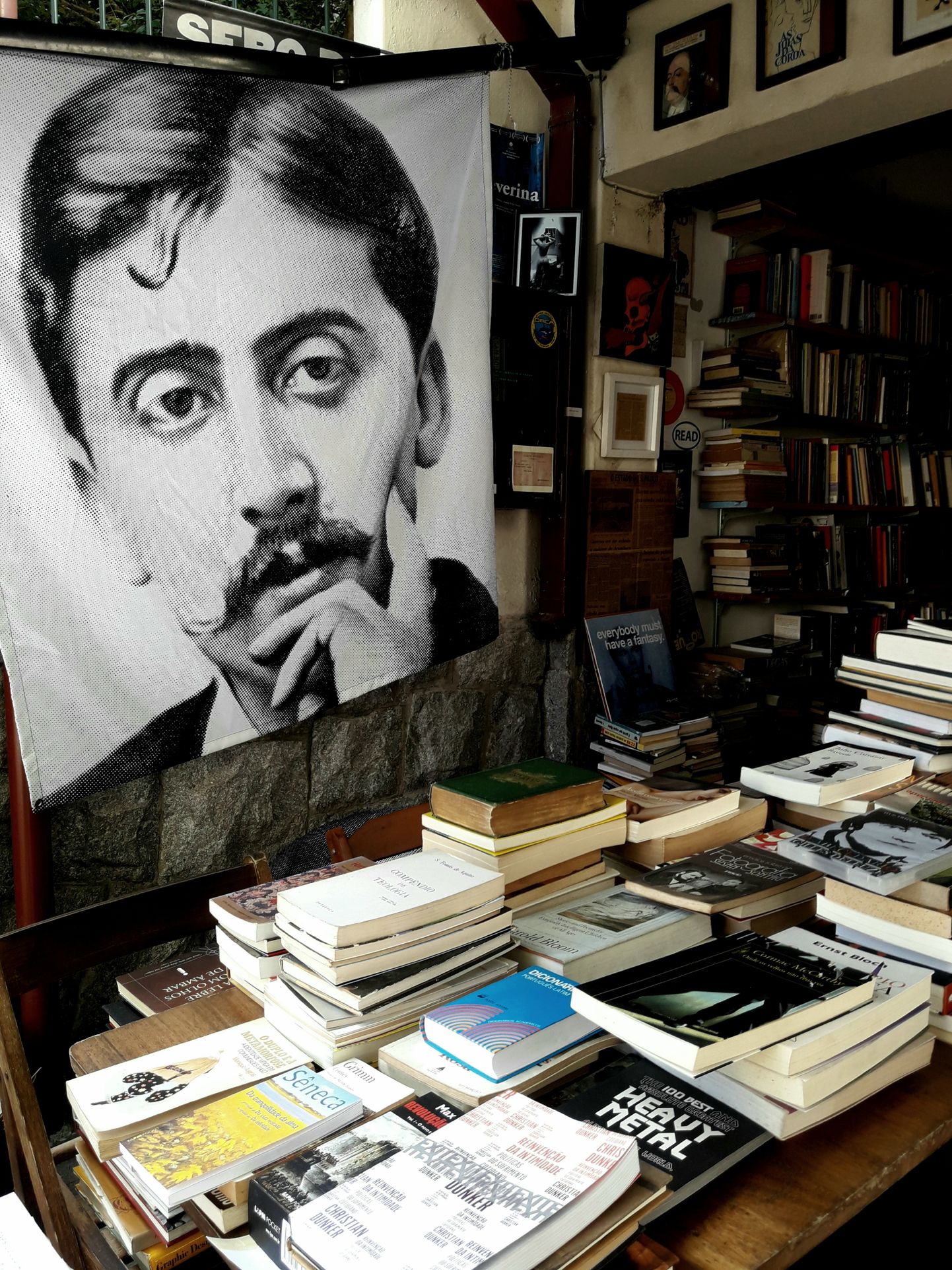 Marcel Prousti pilt ja raamatud.
