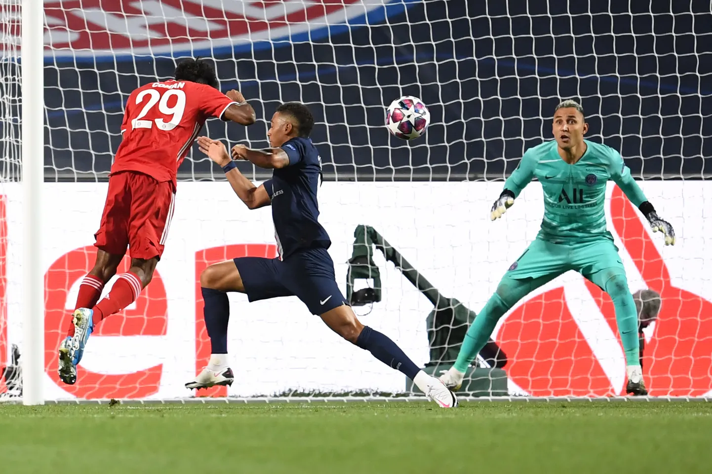 Ainsa värava lõi tänases mängus endine PSG mängumees Kingsley Coman.