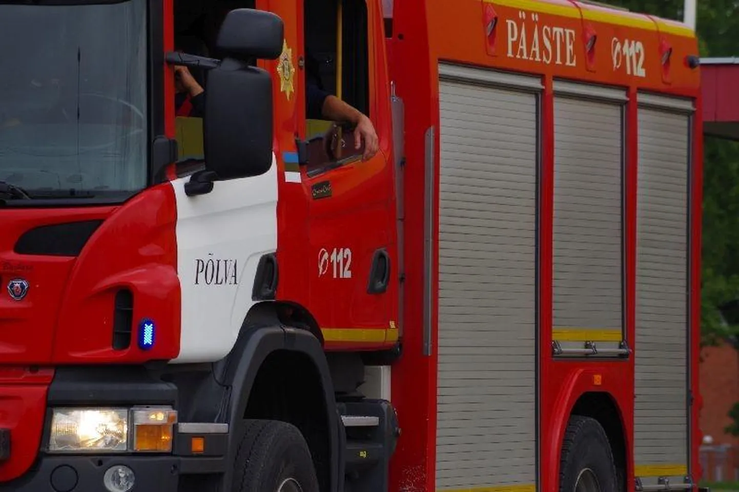 Päästjad kontrollisid üle, ega põlenud veokil ole ohtu uuesti süttida.