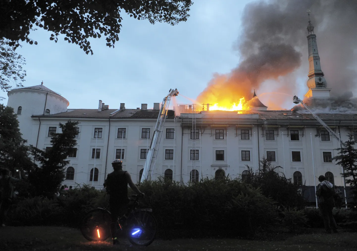 Tulekahju Riia lossis.