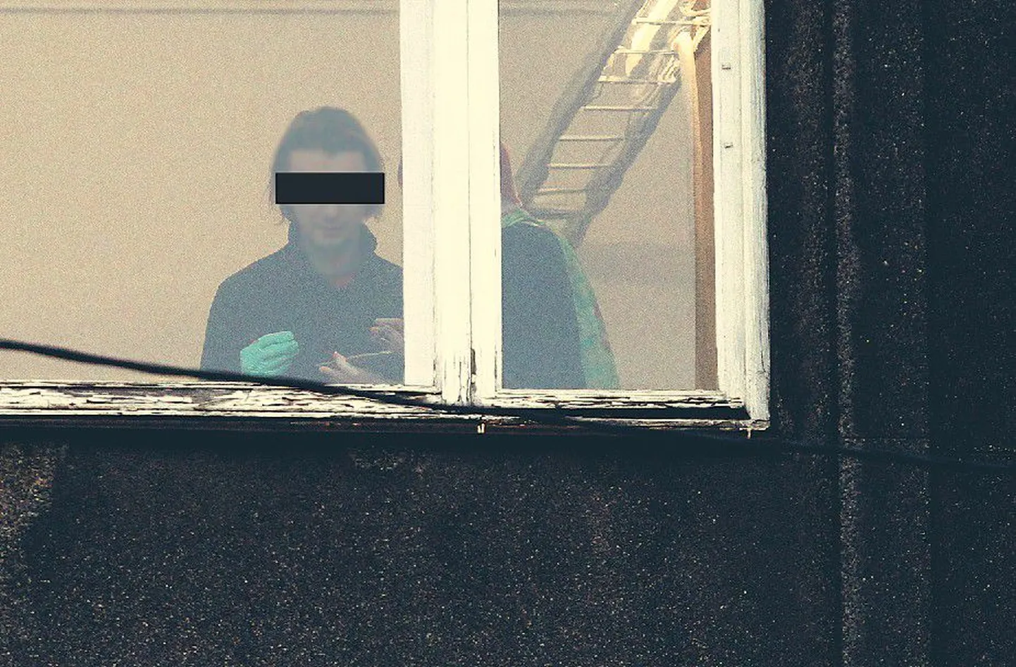 Сотрудники Полиции безопасности в пятницу днем провели обыск в офисе целевого учреждения Tallinn   2011 на Пярнуском шоссе. По просьбе полицейских, их лица скрыты.