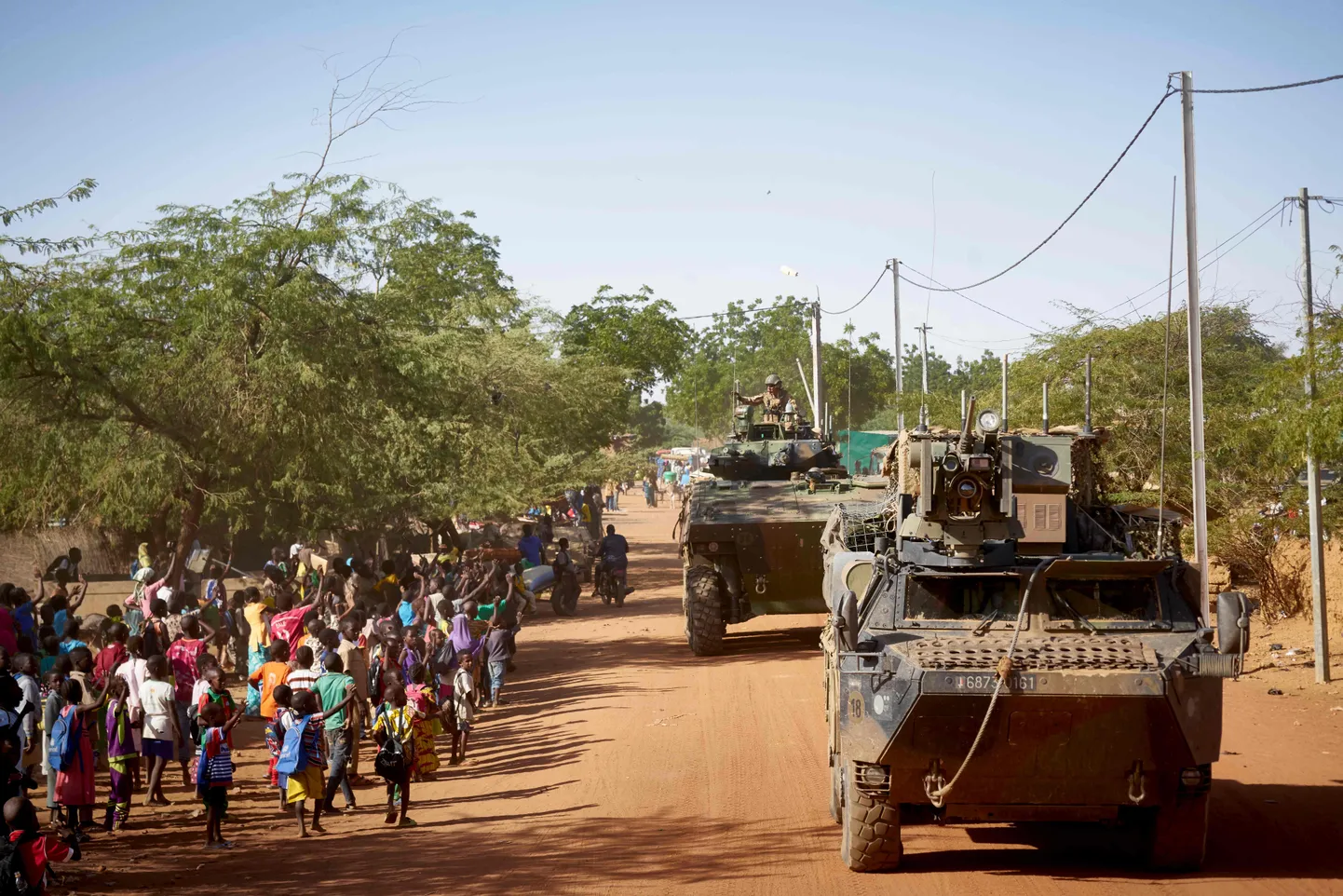 Prantsuse sõdurid patrullimas Burkina Fasos asuvas Gorom Goromis.