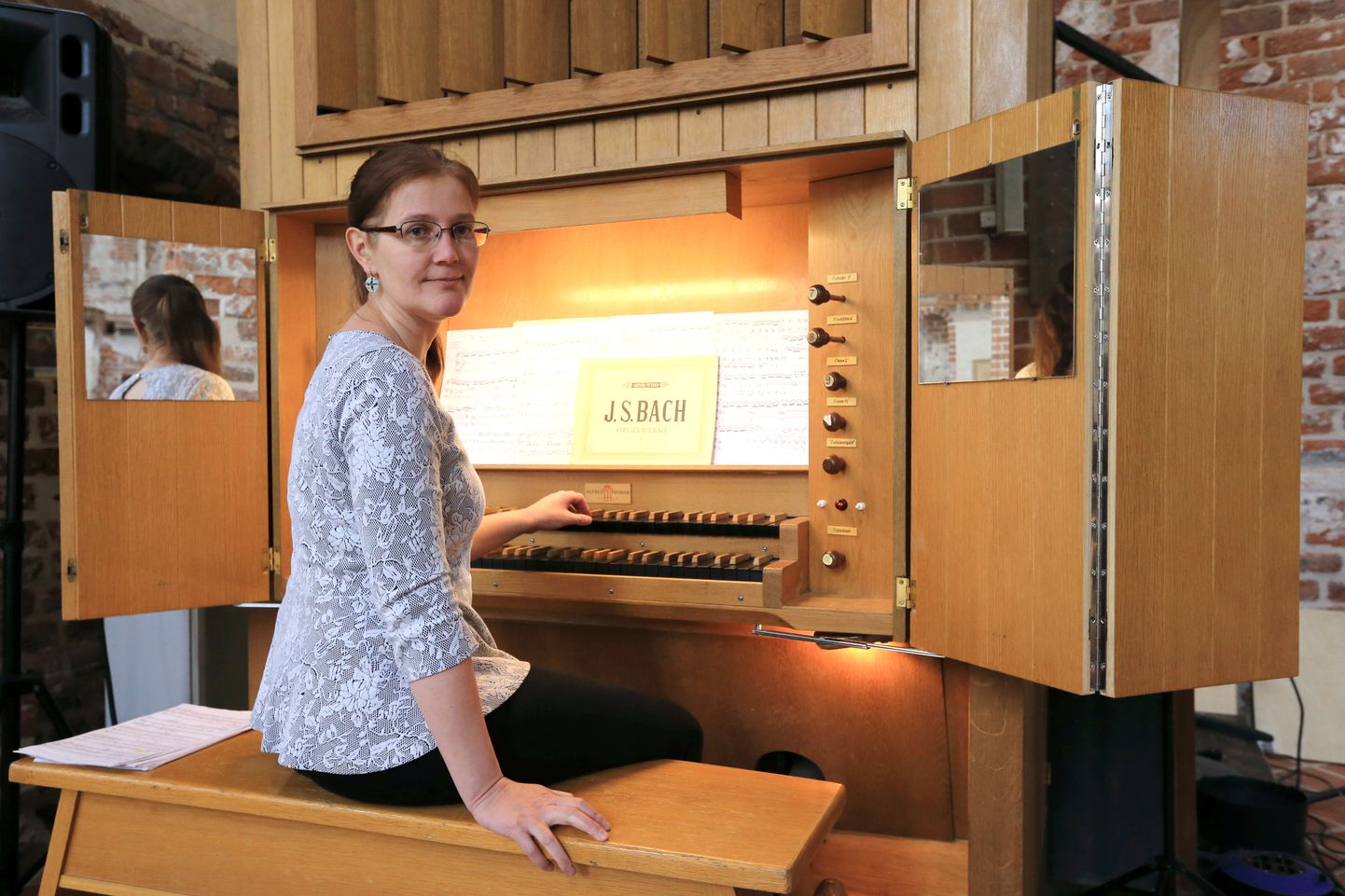 Elke Unt on Tartu Jaani kiriku organist, kes on võtnud enda kanda Peipsimaa orelifestivali korraldamise.