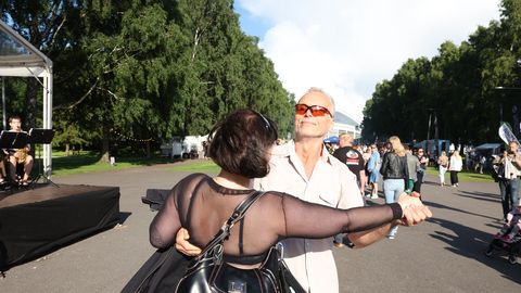 OTSEFOTOD ⟩ Õllesummeri viimane päev tõi Lauluväljakule võimsa melu – vaata, mis meeleolu valdab festivalil