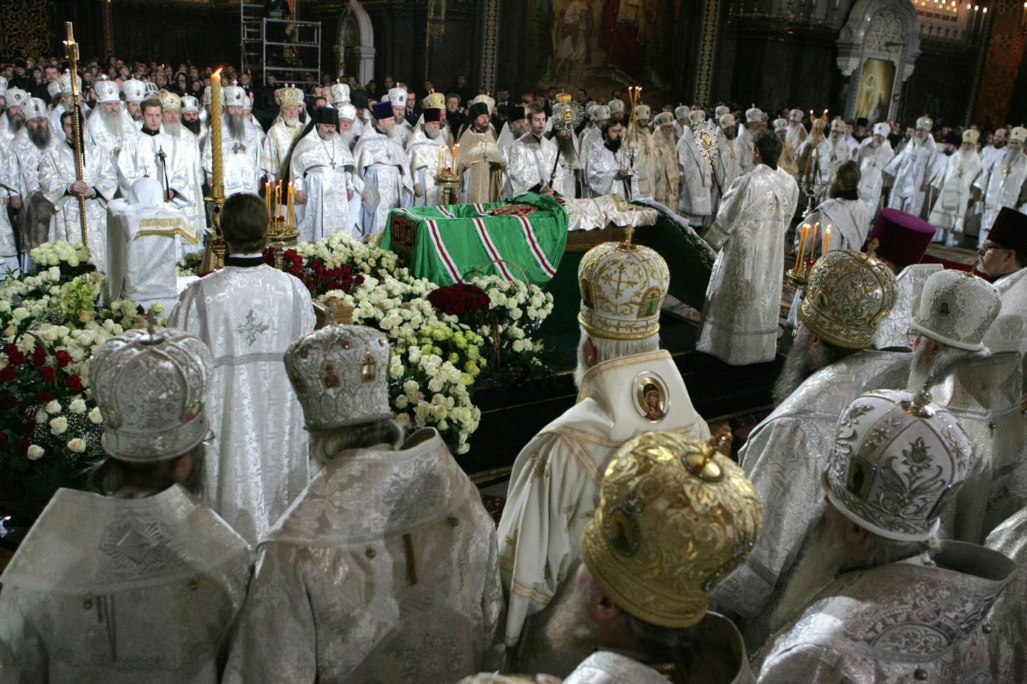 Pilt partiarh Aleksius II ärasaatmistseremooniast.