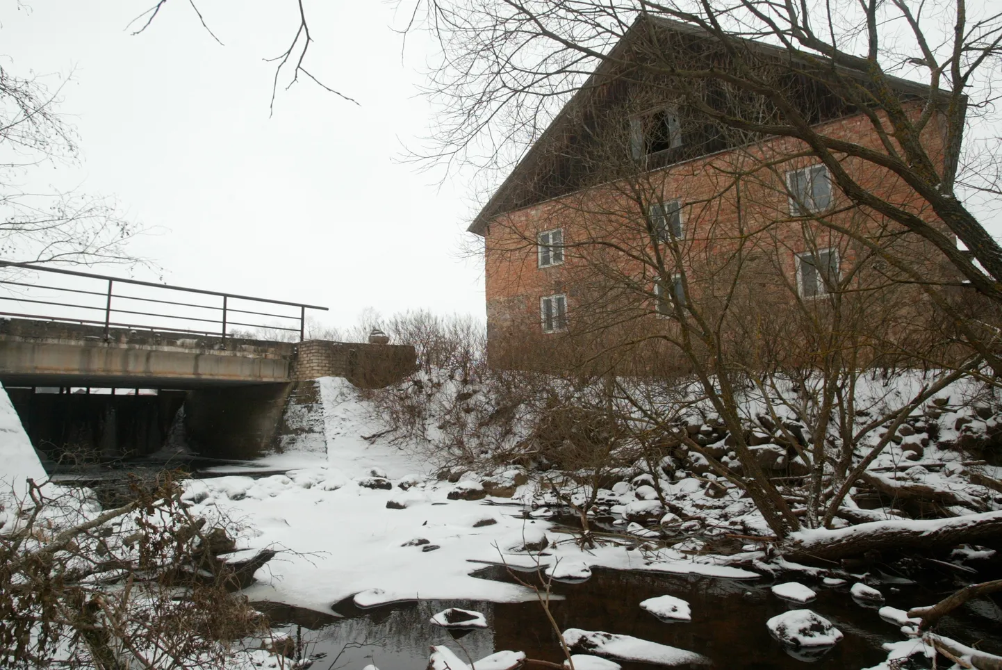 Hellenurme vesiveski
