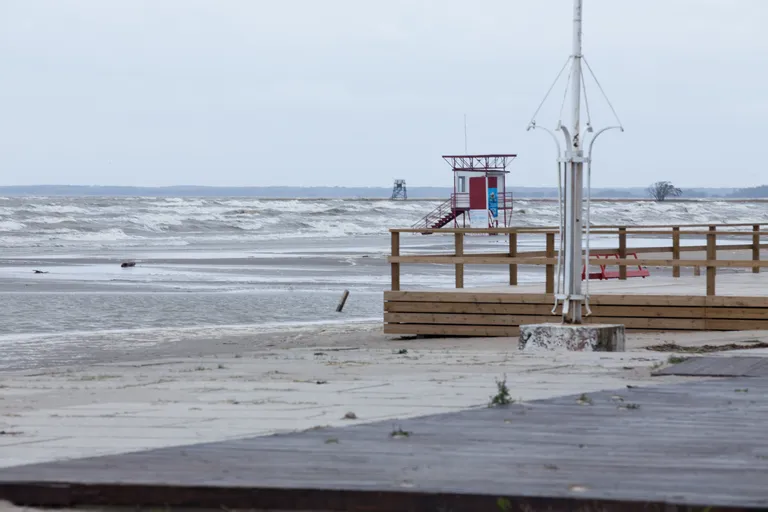 Septembrikuine torm Pärnu keskrannas.
