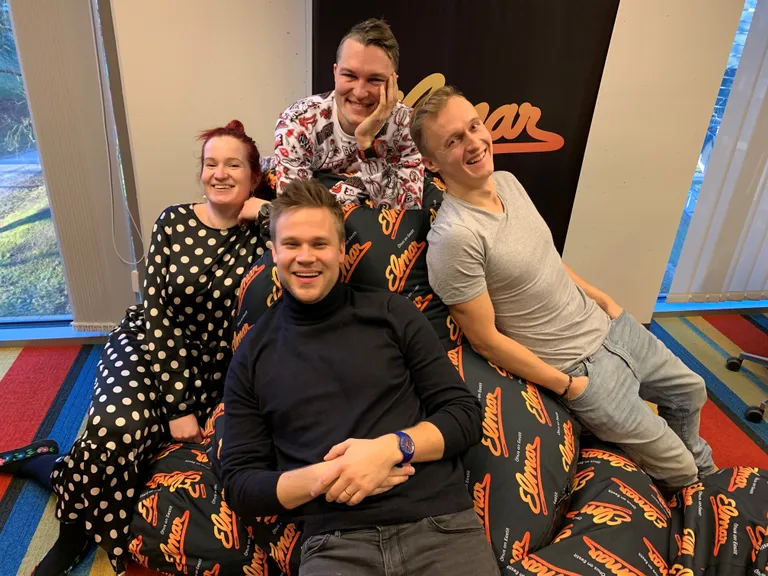 Tiiu Sommer, Indrek Ventmann, Lauri Hermann, Allan Kasuk raadio Elmar stuudios