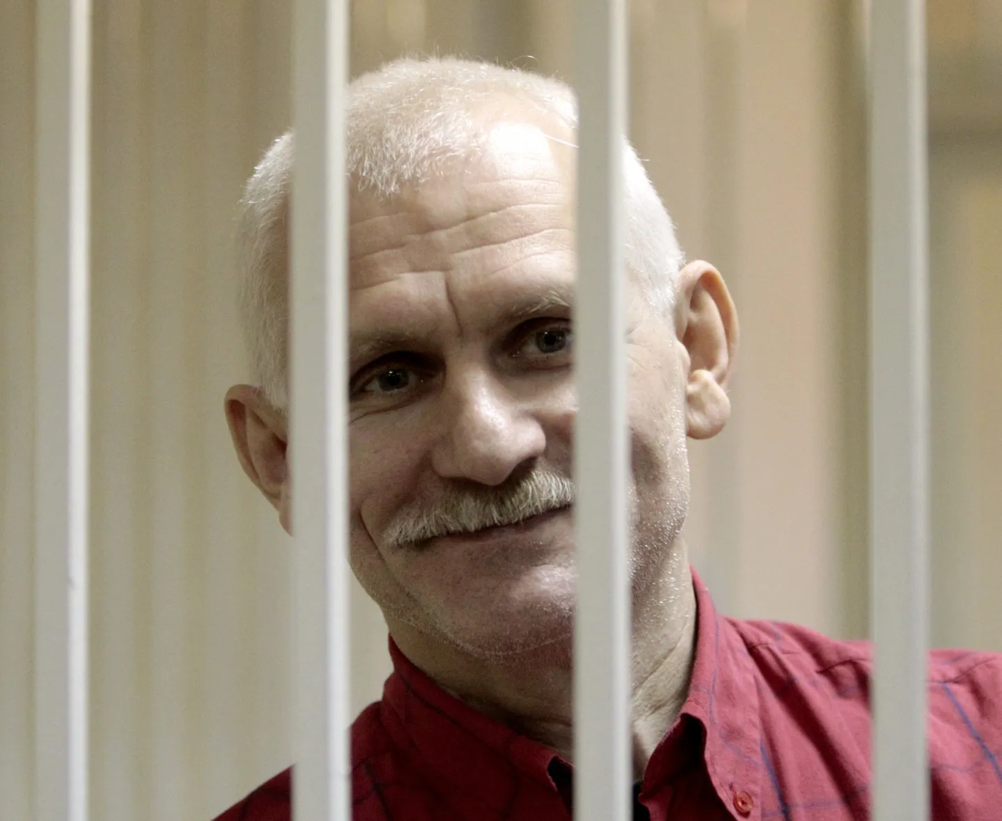 Vangistatud inimõiguslane Aless Beljatski