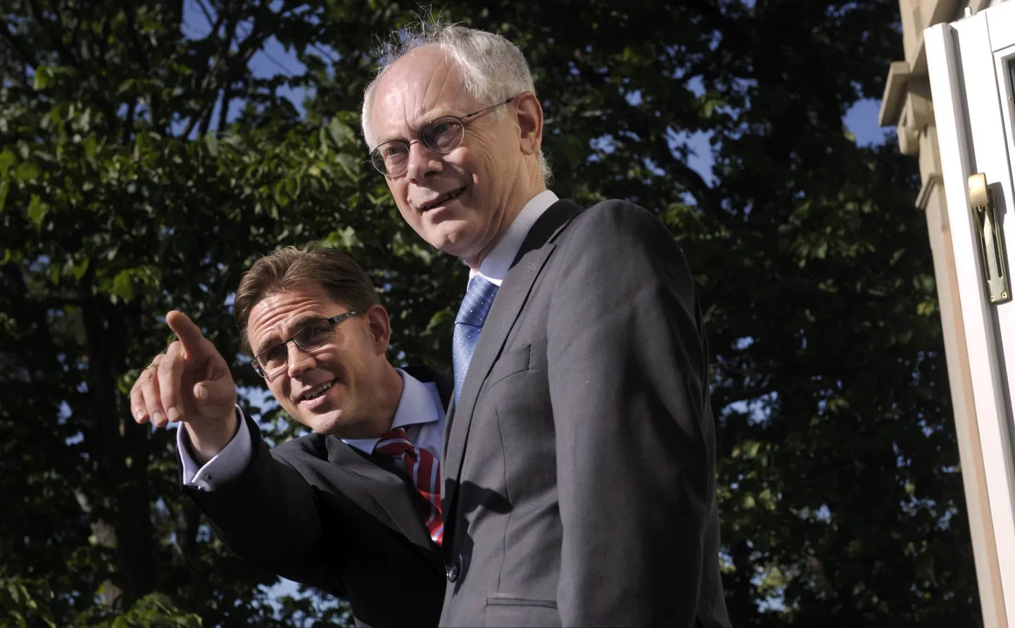Soome peaminister Jyrki Katainen (vasakul) täna Helsingis Euroopa Ülemkogu eesistuja Herman Van Rompuyga.