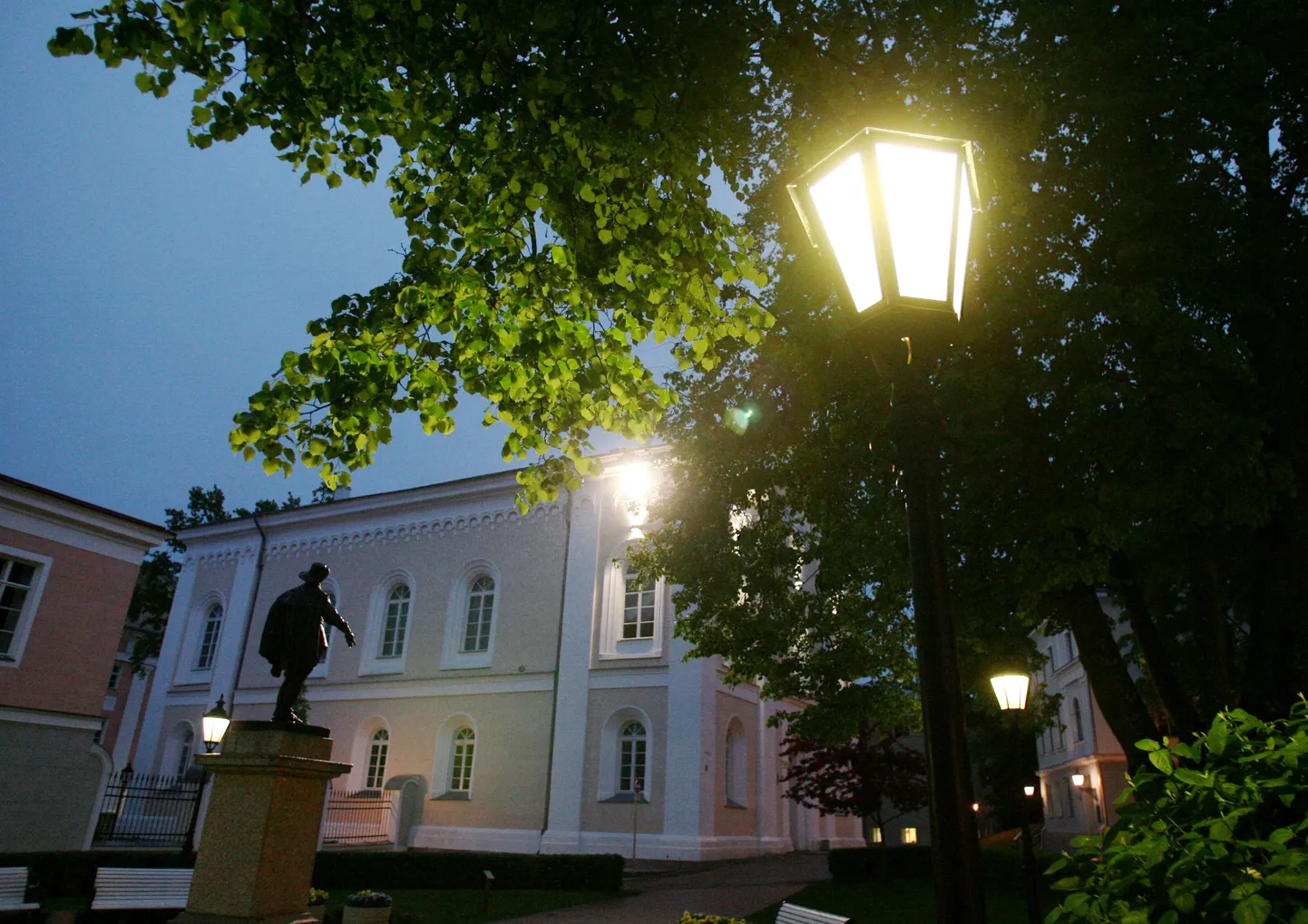 Tartu tänavavalgustus.