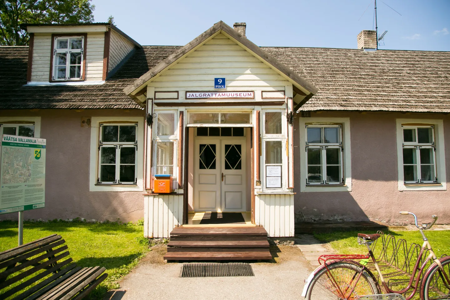 Väätsa jalgrattamuuseum 
ANDRUS KOPLISTE,  JÄRVA TEATAJA/SCANPIX