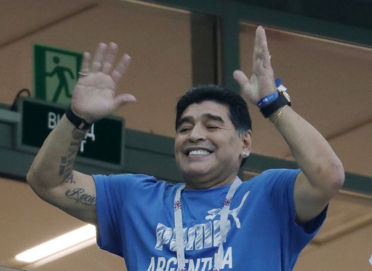 Diego Maradona vaatas Nižni Novgorodis Argentina - Horvaatia kohtumist