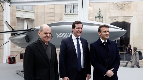 Макрон: ФРГ и Франция будут «пионерами воссоздания» Европы
