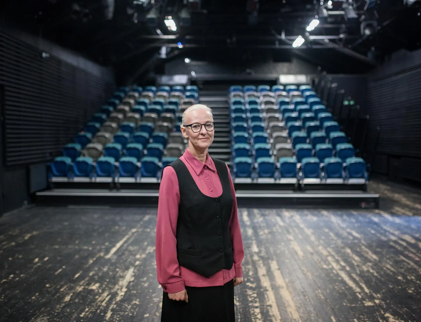 Rakvere teatri teenindusjuhi abi ja publikuteenindaja Marju Nurmepaju.