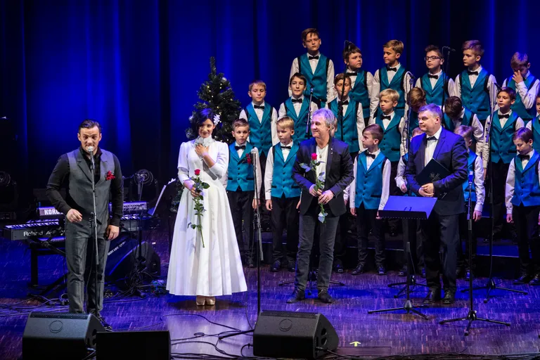 Uldis Marhilevičs un viņa draugi atklāj Ziemassvētku koncertturneju