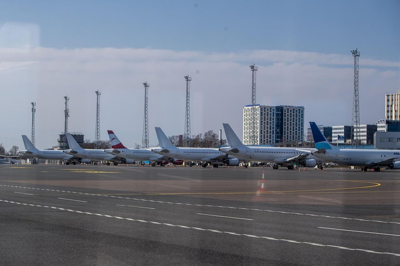 Lennukeelu tõttu võivad mõned lennukid Tallinna lennujaamas veel mõnda aega õhkutõusmist oodata.