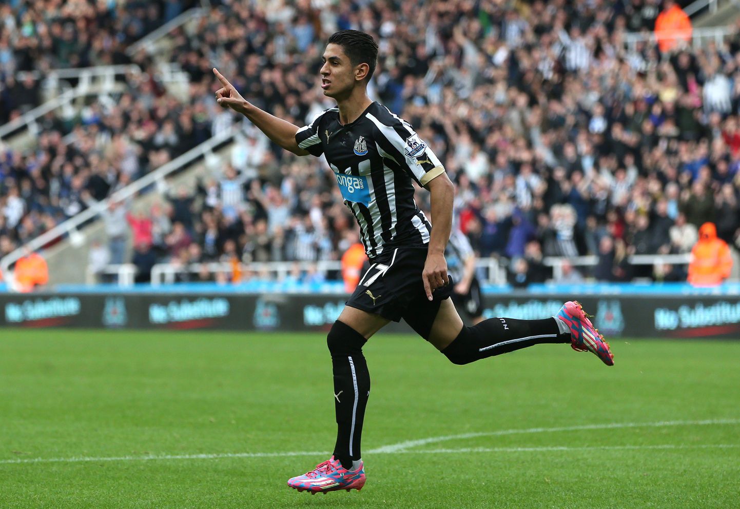 Ayoze Perez tähistamas Newcastle Unitedi vastu löödud väravat.