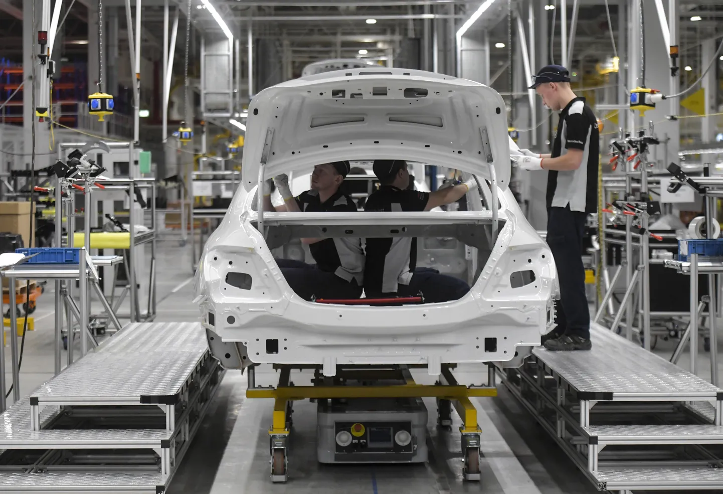 Mercedes-Benzi tehas Moskva oblastis Solnetšnogorskis.