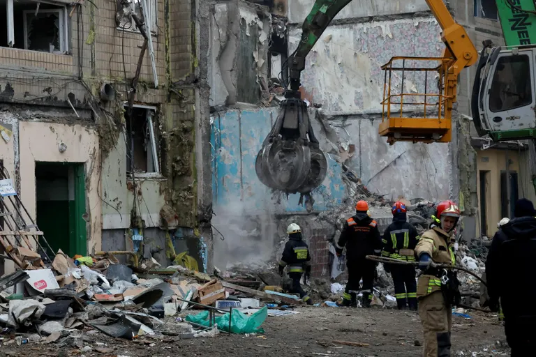 Venemaa rünnakus purustatud elumaja Dnipros. 