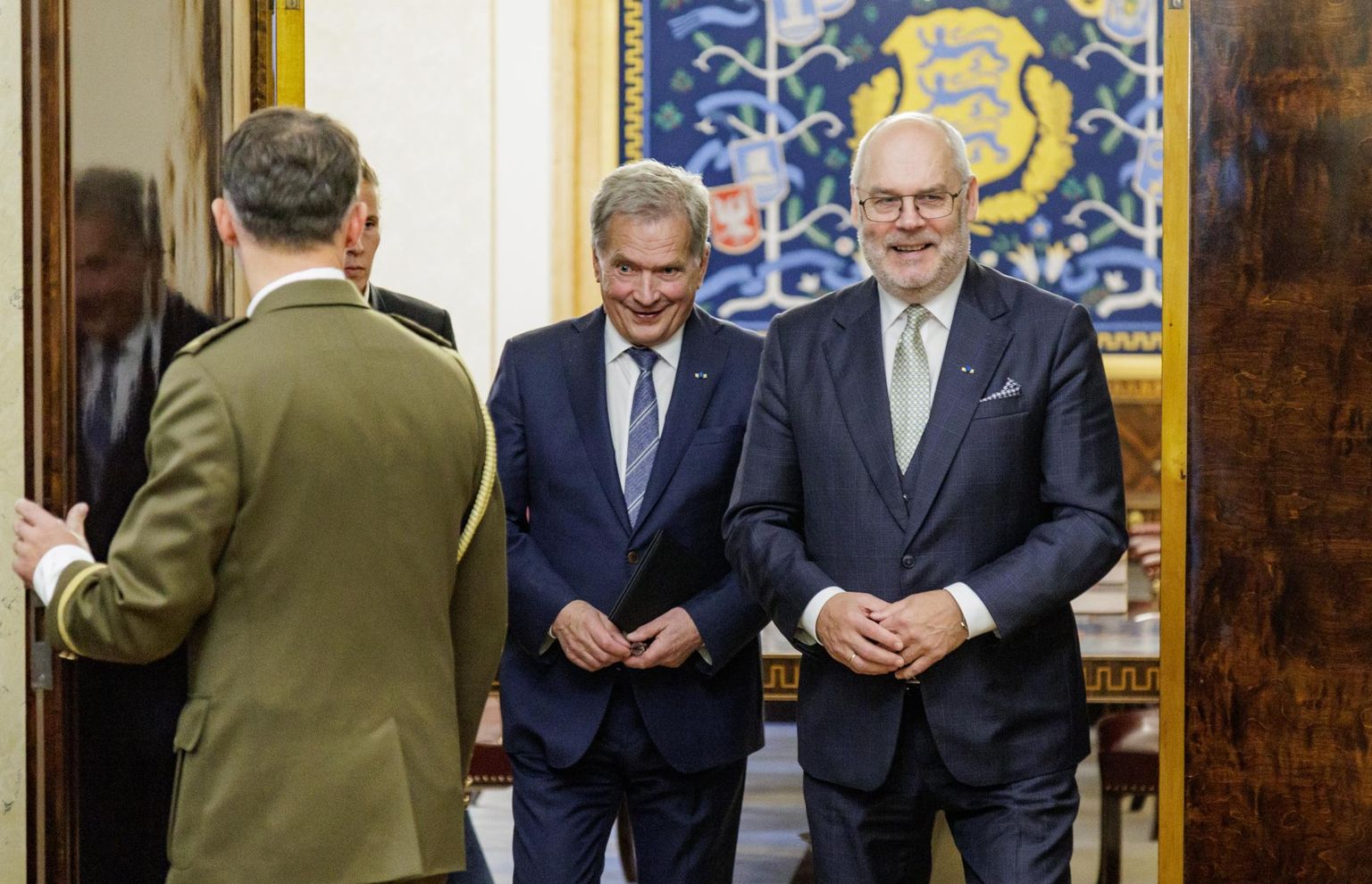 Soome riigipea Sauli Niinistö ja Eesti president Alar Karis eile Kadriorus. 