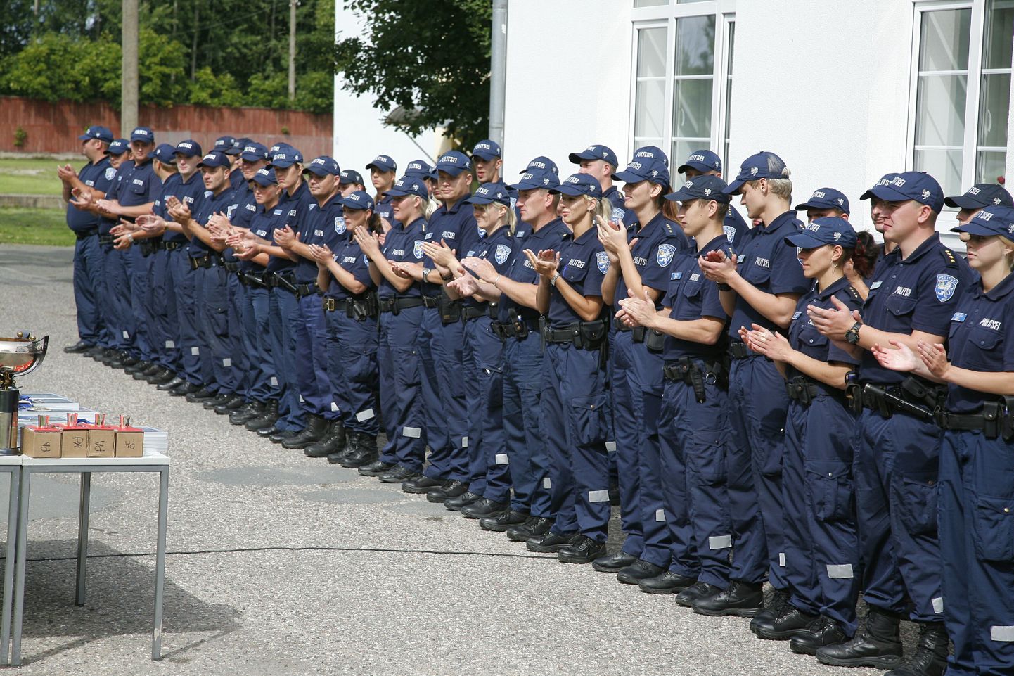 Politsei- ja piirivalvekolledži Paikuse kooli õpilased. Foto on illustreeriv.