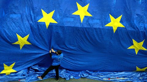 Экономист: Европу ожидает жесткий мультикризис!
