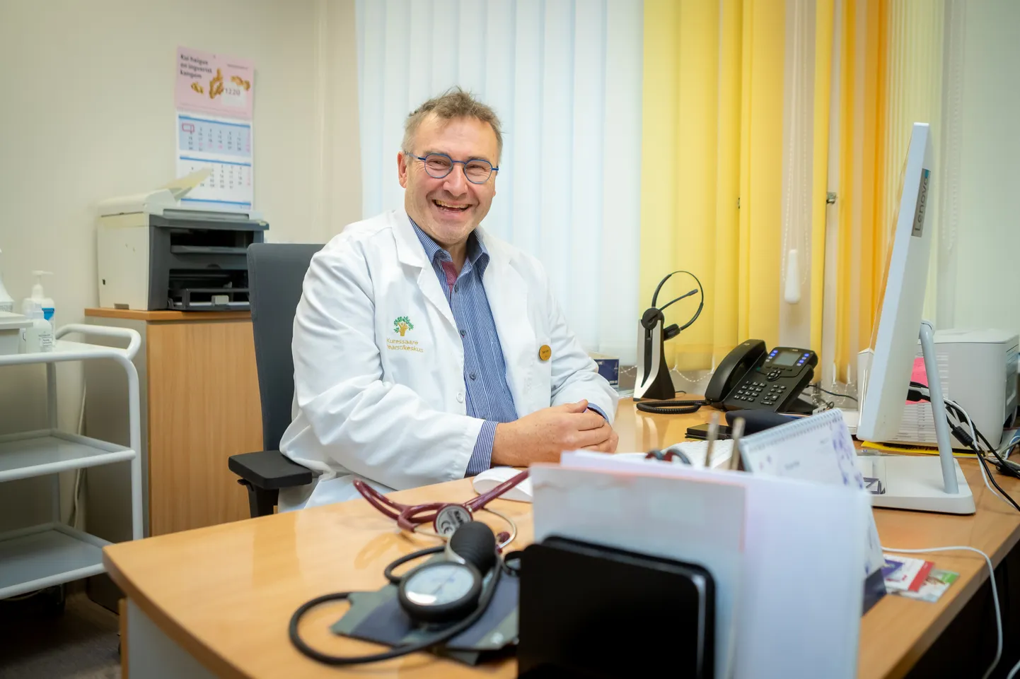 LUBADUST TULEB PIDADA, teab dr Mart Levo, kes täitis oma lubaduse ja tuli saarlastele appi.