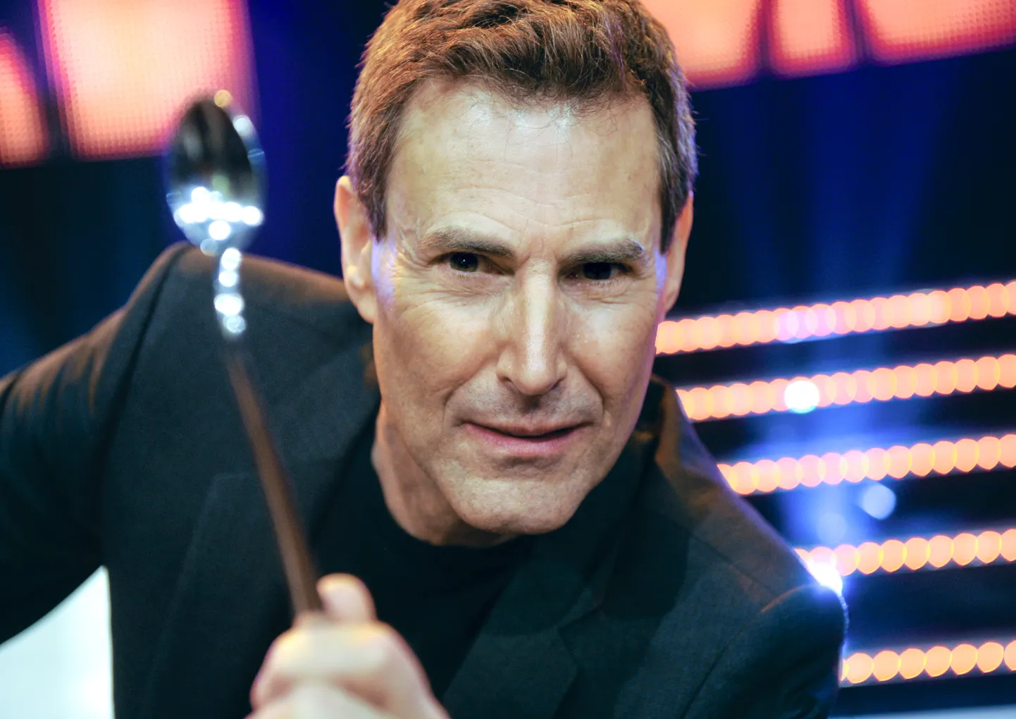 Lusikaväänaja Uri Geller