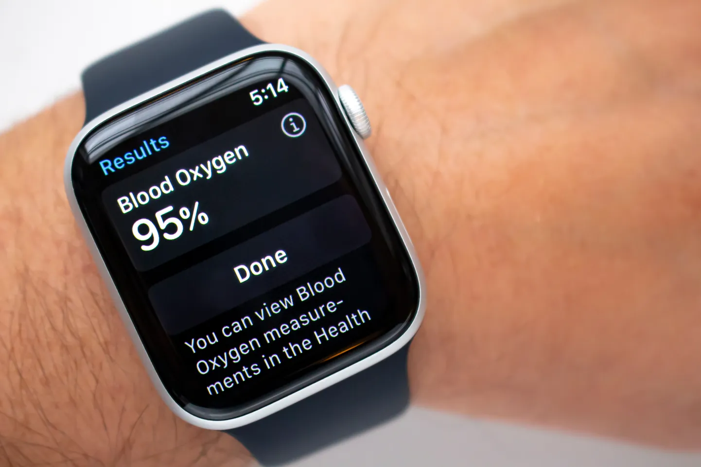 Nutikell Apple Watch ja vere hapnikusisaldust mõõtev rakendus Blood Oxygen