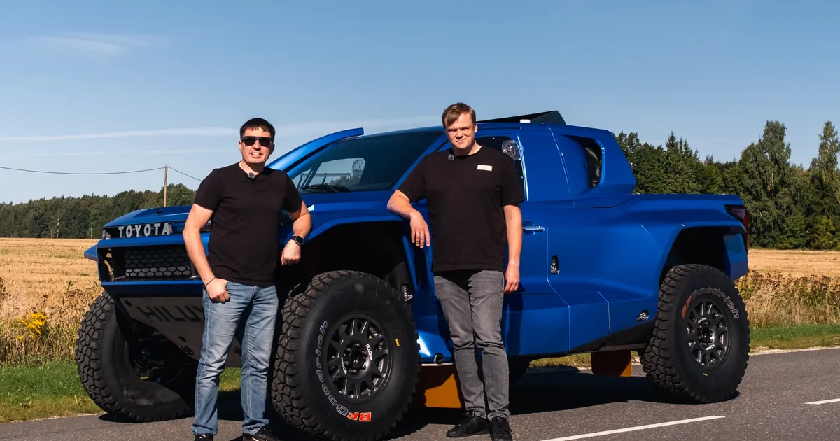 VIDEO ⟩ Dakari ralli kogemusega eestlased stardivad uue võistlusautoga Rally Raid MM-etapil
