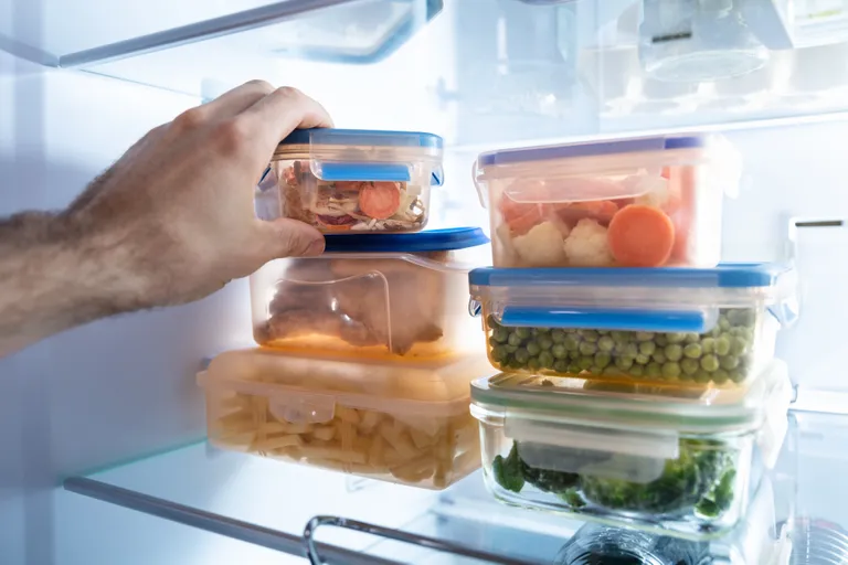 Продумывать свое питание заранее и готовить еду с вечера – полезная привычка как для вегетарианцев, так и для мясоедов.